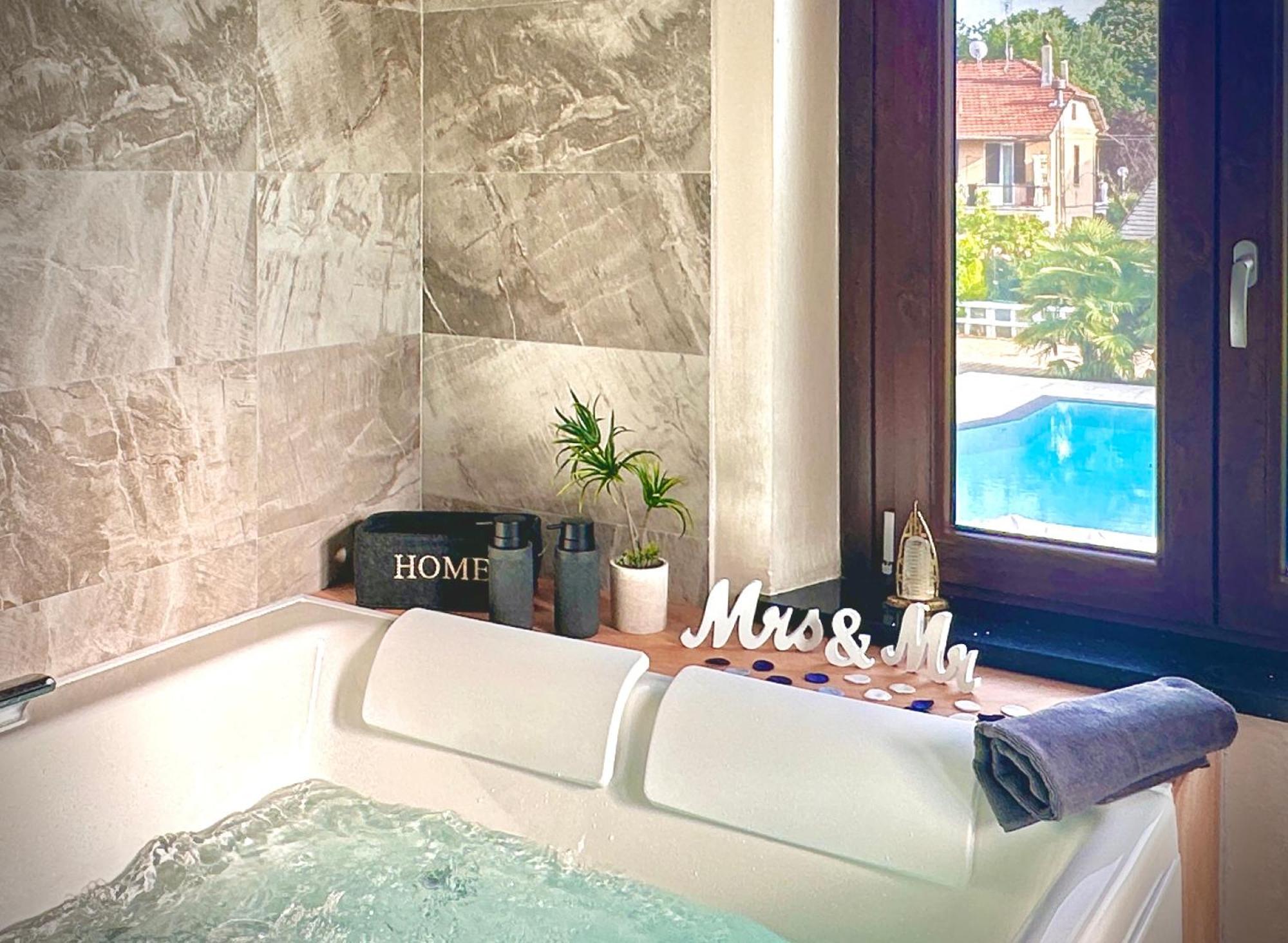 Appartamento In Villa Con Piscina Privata E Jacuzzi Ad Uso Esclusivo Rivarolo Canavese Exterior foto